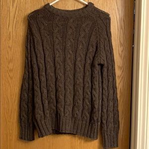Peregrine 100% wool cable knit sweater